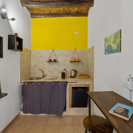 La Nicchia Apartment *